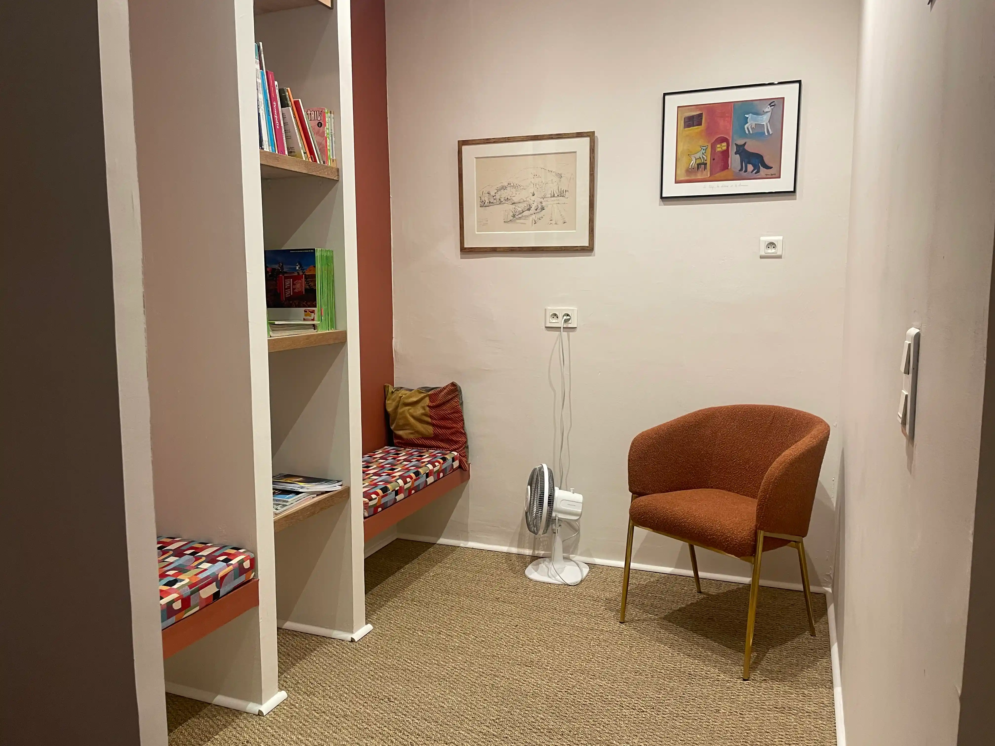 salle d'attente chaleureuse